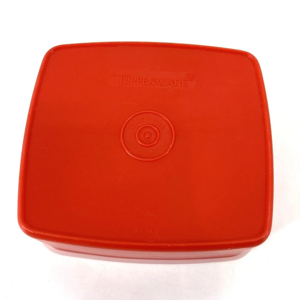 Lot of 2 Vintage Tupperware Red Orange Storage Containers 311-78 & 670-32 Square